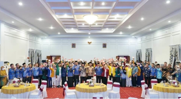 100 Mahasiswa Bengkulu Berprestasi dapat Beasiswa