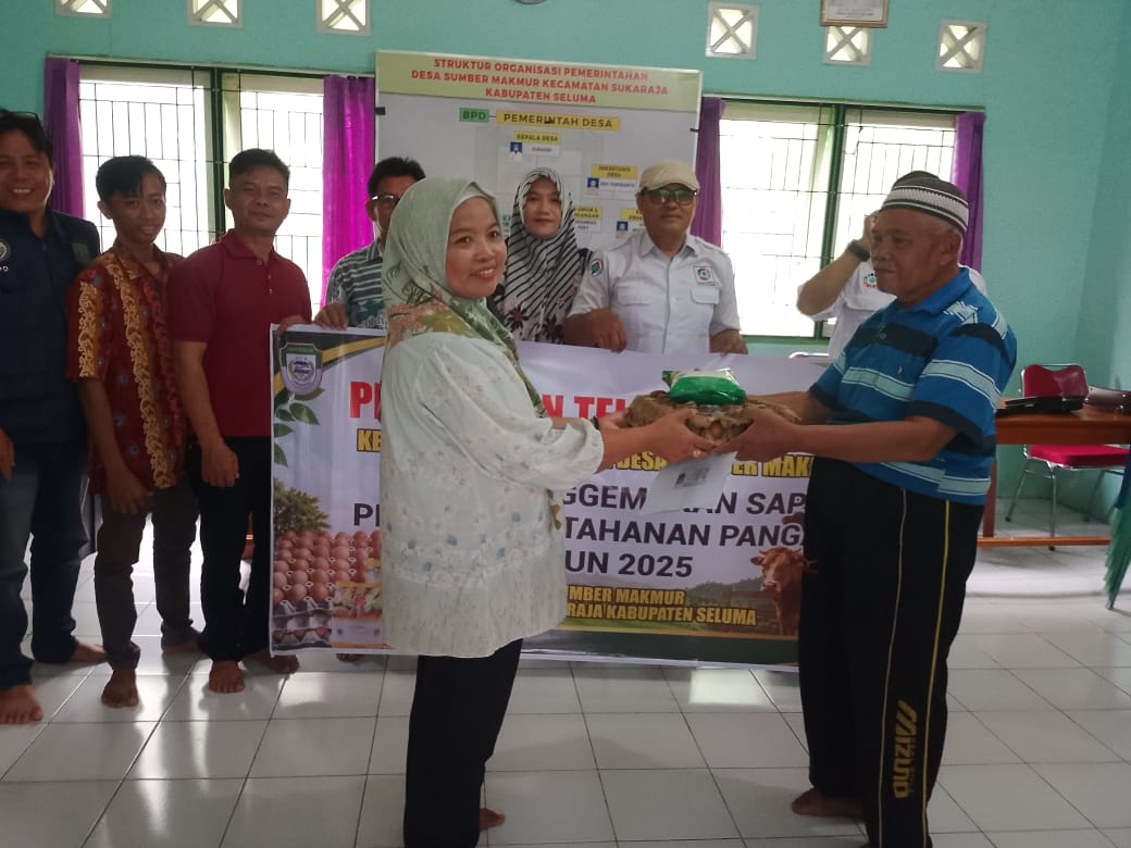 Hasil Program Ketahanan Pangan Desa Sumber Makmur Tahun Anggaran 2024,Pemeritah Desa Memberikan Bantuan Sembako Kepada Masyarakat